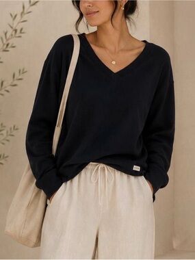 Orvis Women’s Modal Black Crewneck v-neck Sweater Large